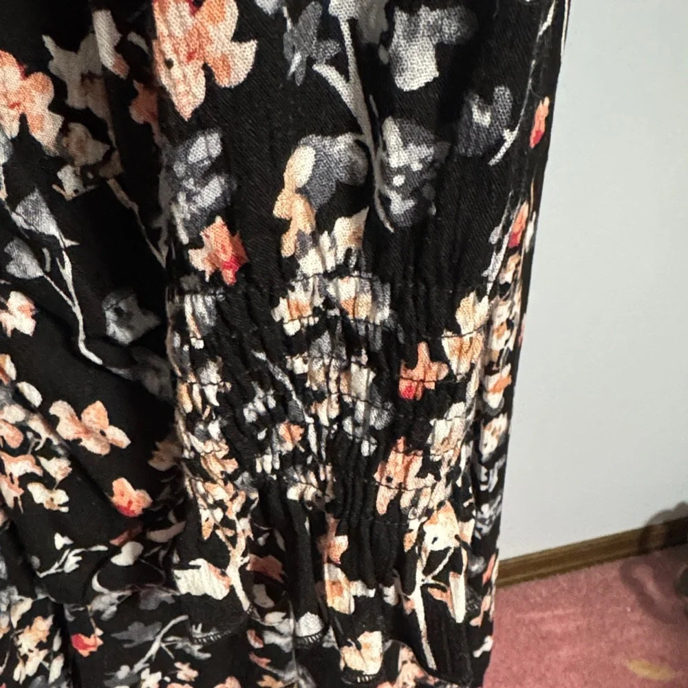 JODIFL Black Floral Long-Sleeve Babydoll Dress - Picture 4 of 5